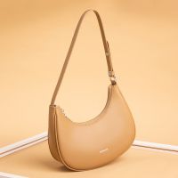 New Single Shouder Bag Leather Handbag Womens New First Layer Cowhide Shoulder Underarm Bag Crescent Bag