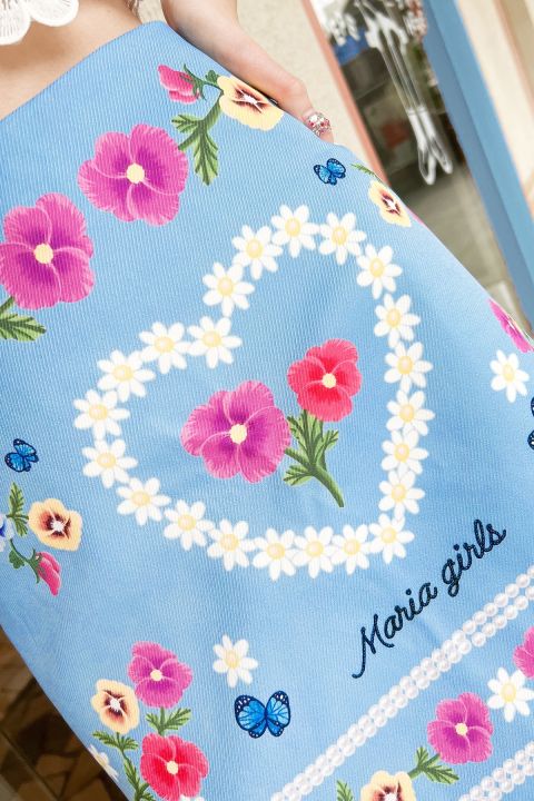 can-be-beautiful-set-เซ็ตพิมพ์ลายสุดน่ารัก-ลูกไม้ดอกไม้ที่ตัวเสื้อคือน่ารักมาก-แมทซ์ใส่กับกระโปรงทรงเอเอวสูงเก็บหน้าท้อง