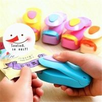 [Shipped By Random Color]Portable Mini Heat Sealing Machine Sealer Seal Plastic Bag