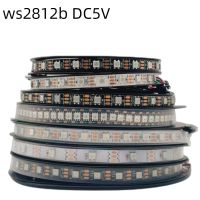 สามารถระบุที่อยู่รายบุคคลได้ไฟแถบไฟ Led RGB WS2812 WS2812B ไฟ Led Led ริ้วสายไฟสีดำขาว PCB IP30 65 67 DC5V