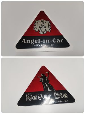 สติ๊กเกอร์ฟอยล์แดงวาว ทรงสามเหลี่ยม รูป ANGLE IN CAR นางฟ้าในรถ นางฟ้า หรือ DEVIL DIE ปีศาจ ยมฑูต ผี ติดรถ แต่งรถ ประดับยนต์ sticker สามเหลี่ยม