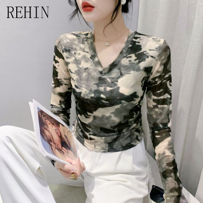 REHIN 2023เสื้อผู้หญิงแฟชั่นใหม่ยุโรปฤดูร้อนเสื้อยืดพิมพ์ลายแบบบางเสื้อยืดกันแดดเสื้อฐานอินเทรนด์