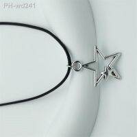 Simple Fashion Hollow Double Star Pendant Tibetan Silver Pendant Necklace Black Leather String Necklace Ladies Jewelry Gift