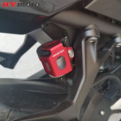 ถ้วยน้ำมันด้านหลังฝาปิดยามสำหรับ Ducati Monster 696 821 1100 1100S 1200 1200 S/r ตัวป้องกันกระปุกน้ำมันไฮดรอลิกปั๊มเบรกรถจักรยานยนต์