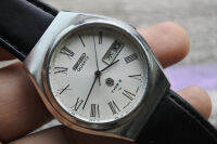 นาฬิกา Vintage มือสองญี่ปุ่น SEIKO TYPE II 4623 8010 ระบบ QUARTZ ผู้ชาย ทรงกลม กรอบเงิน หน้าปัดตัวเลขโรมัน หน้าปัด 36มม. ตัวเรือนสแตนเลสใช้งานได้ปกติ สภาพดี ของแท้ ไม่กันน้ำ