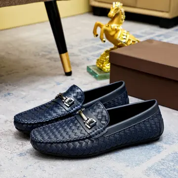 Louis Vuitton LV Men's Shoes Loafers, Men's Fashion, Footwear, Dress Shoes  on Carousell