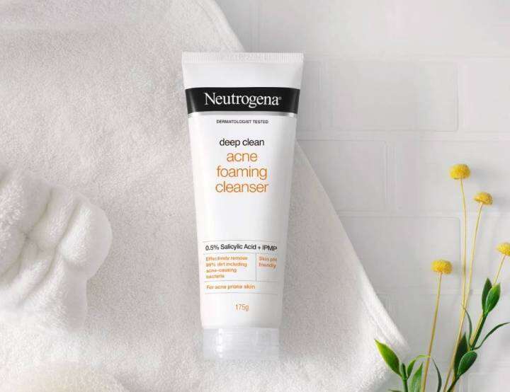 neutrogena-deep-clean-acne-foaming-cleanser-นูโทรจีนา-ดีพ-คลีน-แอคเน่-เหมาะสำหรับคนเป็นสิว