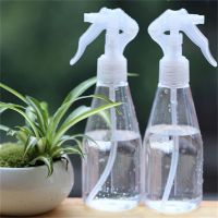 Leak Proof Plastic Transparent Spray Bottle Empty Water Sprayer Vaporizer Perfume Refillable Container Hair Salon Tools Travel Size Bottles Containers