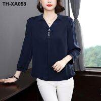 Mothers wear 2023 summer new age-reducing chiffon shirt 40-50 years old middle-aged western-style rich wife all-match shirt