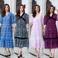 Cutie Minute อก ฟรีไซส์ 44" Maxi dress ผ้าลูกไม้เนื้อเกรดพรีเมี่ยม มาพร้อมลายลูกไม้2Toneสวยมากค่ะ ดีเทลงานแต่งด้วยลูกไม้เย็บอย่างดี เดรสมีซับใน