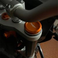 ฝาครอบตะเกียบอลูมิเนียม CNC รถจักรยานยนต์ตะเกียบด้านหน้าสำหรับ KTM DUKE 125 200 250 390 690 990 1090 1190 1290ดยุคตลอดทั้งปี