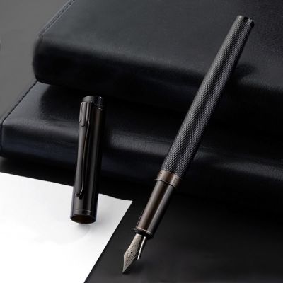 ปากกาหมึกซึมโลหะป่าสีดำฮีโร่ไทเทเนียมสีดำ Extra Fine Nib พื้นผิวต้นไม้ที่สวยงามปากกาของขวัญเครื่องเขียนอย่างดี