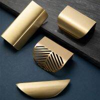 ♨✣ Modern Simple Concealed Handle Brass Leaf Invisible Pulls Wardrobe Cupboard Wine Cabinet Furniture Drawer Golden Knobs