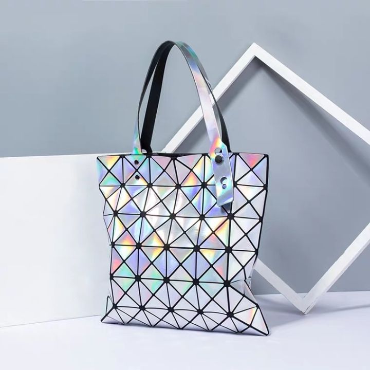 กระเป๋ารุ่นบล้อค-6x6-สีโฮโลแกรม-hologram-สีสวยมากกกก