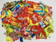 Kẹo dẻo Mỹ Skittles Haribo Swedish Fish Starburst Sour Patch Twizzlers