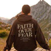 2023 Faith Over Fear คริสเตียน Hoodie คริสเตียนสเวตเชิ้ตมีฮู้ดดี้มีฮู้ดทันสมัยเสื้อพระคัมภีร์ไบเบิลใช้ได้ทุกเพศความงามเสื้อผ้า