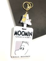 MOOMIN W ที่ใส่บัตร ที่ห้อยบัตร พร้อมที่ใส่บัตร สายห้อย โยโย่ มีก้ามปูสวยงาม มีห่วง ลาย MM W ที่ใส่บัตรขนาด5.5x9cm (body 6.5x10.5cm) งานดี  งานสวย BY Noeyenst