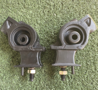 แท่นเครื่อง FORD RANGER,MAZDA BT50PRO 2WD,4WD ซ้าย-ขวา คู่ละ