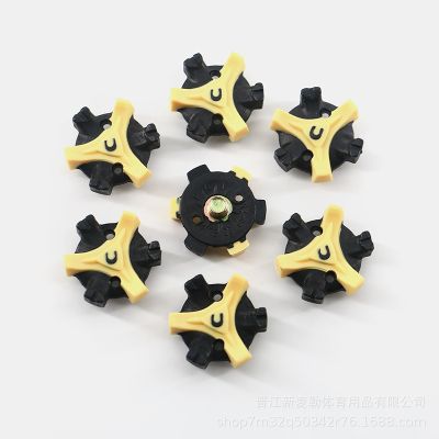 Cross-border hot selling factory direct wholesale all kinds of golf spikes screw teeth C-shaped nails supplies golf