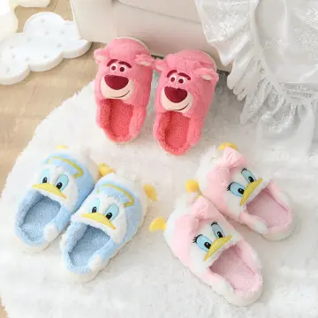 Share 74+ donald duck slippers latest - dedaotaonec