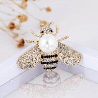 【YF】 Gold Colors Insect Brooch Czech Pin Jewelry Bride Wedding Formal Occasions Brooches