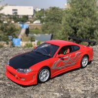 S15 1/24 Nissan Silvia ทำให้ร่างกายกว้างขึ้นโมเดลรถยนต์โมเดลรถยนต์สปอร์ตของเล่นโลหะการจำลองโมเดลรถยนต์สะสมของขวัญสำหรับเด็ก