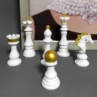 Chess Figurines Resin home decoration Accessories International Chess statue Retro Home Decor Modern Chessmen Ornament sculpture