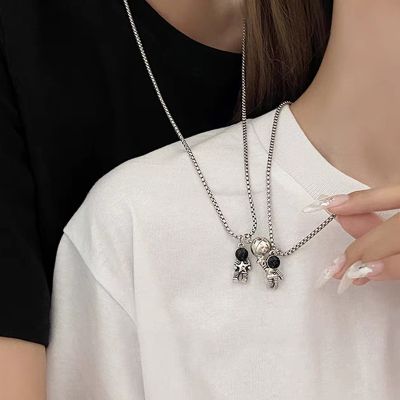 2pcs Astronaut Magnetic Heart Paired Pendant Necklaces For Women Men Lovers Best Friend Retro Trendy Couple Necklace Jewelry