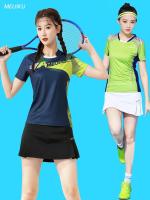 ชุดกีฬาสำหรับทั้งหญิงและชายชุดแบดมินตัน Yonex คอกลมเสื้อเทนนิสโต๊ะปิงปองแขนสั้นแห้งไว