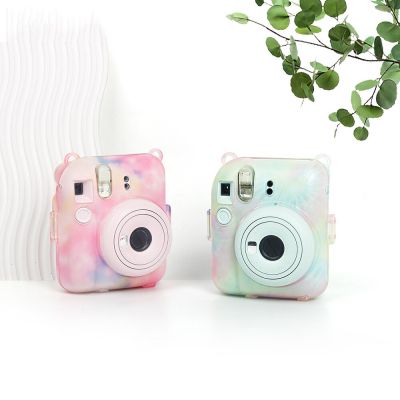 กล่องสีสำหรับ Fujifilm Instax Mini 12กล้อง PC กระเป๋าเก็บของภาพถ่ายเคสห่อหุ้มคริสตัลพร้อมสายสำหรับกล้อง Mini12ทันที
