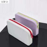 กระเป๋าเก็บของซิลิโคนสีทึบ SDINA ความจุมาก Dompet Koin สีตัดกันกระเป๋าใส่เครื่องสำอางค์สร้างสรรค์กลางแจ้ง