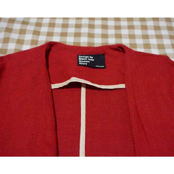 red-linen-robe-in-good-condition