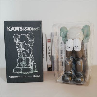28cm ฮาร์เบอร์ซิตี้ Kaws ตุ๊กตาของเล่นตกแต่งบ้านรุ่นคอลเลกชันของสะสมเครื่องประดับรูปของเล่นสร้างสรรค์ Gift QC6161431