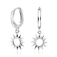 100% PURE 925 SILVER SUN SHAPED HOOP EARRING HO-2053. PERFECT FOR DAILY WEAR AND GORGEOUS FOR SPECIAL EVENT.