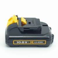 แบตเตอรี่ลิเธียมไอออน DEWALT ของแท้รุ่น DCB125 แบตเตอรี่ Li-ion 10.8V(12Vmax) 1.3Ah แบตเตอรี่สำรอง สมรรถนะสูง กำลังไฟสม่ำเสมอ ใช้สำหรับสว่านไร้สายหรืออุปกรณ์ไร้สายต่างๆ รับประกันสินค้าทุกชิ้น Flexibox Shop