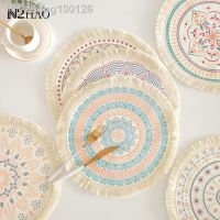 1Pc Style Simple Hand-Woven Jute Placemats Round Tassel Placemat Hand-Woven Jute Decorative Mats Vase Mats Kitchen Accessories