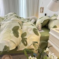 Ins green oil painting freehand brushwork in traditional Chinese bed tulips are 1.5 m m 4 times washing cotton quilt cover sheet three-piece suit