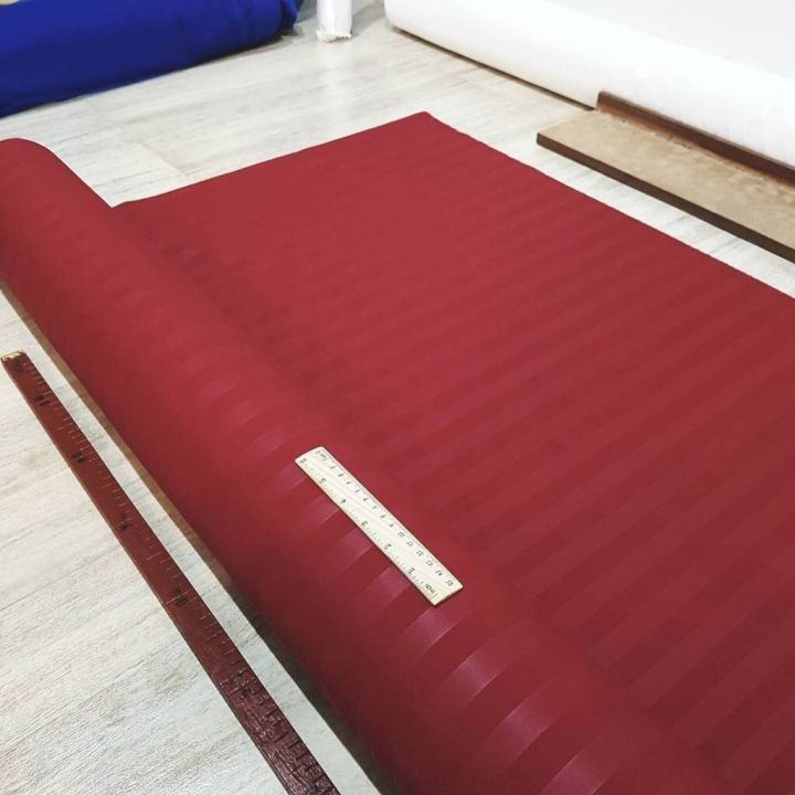 ผ้าคลุมเตียงทรีทเม้นกลไกสีแดง-คลุมเตียงคลีนิกความงาม-คลุมเตียงเสริมสวย