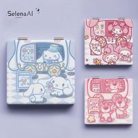 SELENAAL น่ารักน่ารักๆ Cinnamoroll แบบพกพาได้ มินิมินิ การเดินทางการเดินทาง อุปกรณ์สำหรับหอพัก อุปกรณ์เสริมความงาม กระจกขยาย2X ของขวัญสำหรับเด็กผู้หญิง กระจกพกพาขนาดกะทัดรัด กระจกพับได้ เครื่องมือเครื่องสำอางแต่งหน้า กระจกแต่งหน้า