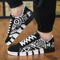 New Men Sneakers Casual Shoes Fashion Lace-Up Printing Vulcanized Shoes Breathable Canvas Graffiti Flat Shoes Zapatos De Hombre