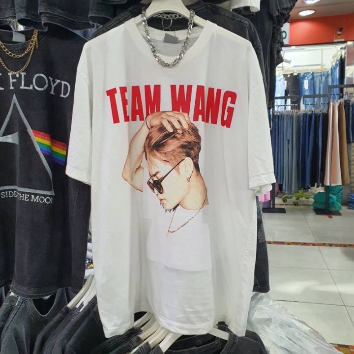 เสื้อยืดพิมพ์ลายพรีเมี่ยม-เสื้อยืดลาย-แจ็คสัน-jackson-wang