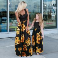 【YF】 New 2023 Mother Daughter Matching Dresses Women Girls Floral Print Sleeveless Dress with Pocket Mommy and Me Clothes Family Look