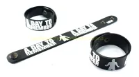 A DAY TO REMEMBER wristband ริสแบนด์ งานแกะขึ้นโมล ปั้มนูน สองชั้น สวยงาม คุณภาพสุดๆ สินค้าส่งต่างประเทศ ปรับขนาดข้อมือได้สองขนาด รับประกันความพอใจ ADR131NNN