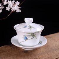 ชุดถ้วยชาเครื่องเซรามิกแบบจีน Gaiwan Tureen ลงสีเครื่องกระเบื้องสีขาวและลงสีด้วยมือถูกปกคลุมด้วยจานรอง