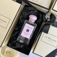 Jo Malone London Sakura Cherry Blossom 100ml. * Limited * OM-381 กลิ่นดอกซากุระช่วงใบไม้ผลิเป็นตัวเด่น กุหลาบ + มิโมซ่า เพิ่มมิติความหอม และความ เฟมินีน ส่งฟรี