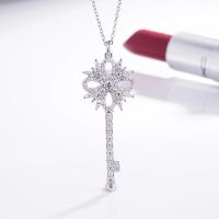 [COD] s925 romantic forest system snowflake key necklace light luxury temperament full of diamond net red sweater clavicle chain pendant