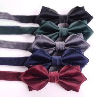 Fashion Mens Solid Color Pointed Bow Tie Green Gold Red Navy Blue Bow Tie Mens Gift Wedding Accessories Nails Screws Fasteners