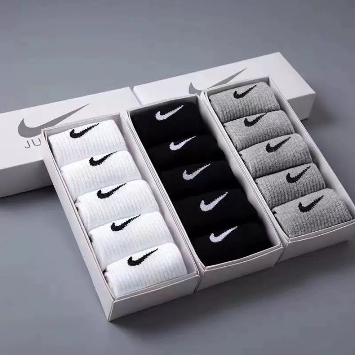 ถุงเท้า-nike-ไนกี้-ถุงเท้าแฟชั่น-ถุงเท้าวิ่ง-ถุงเท้าฟิตเนส-กล่องนึงมี-5-คู่สีเดียวกัน