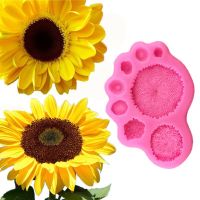 Sunflower Pistil Flowers Shape Fondant Cake Silicone Mold Biscuits Pastry Mould Candy Chocoate Molds Embossed DIY Baking Tools Bread  Cake Cookie Acce