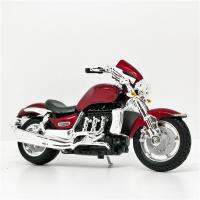 【Cod】 Mamas &amp; Babies 1:18 Triumph III มอเตอร์ไซค์ดายโมเดลแดง